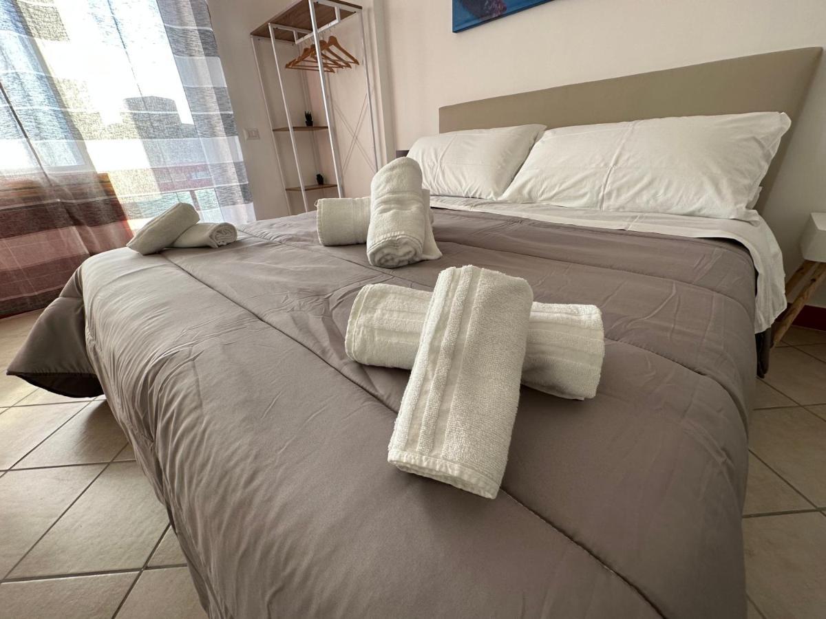 B&B Off Rooms And Relax Napels Buitenkant foto